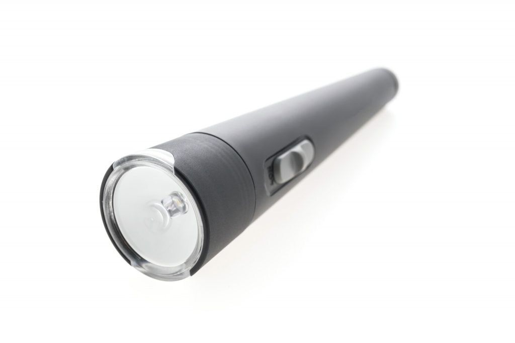 Mini linterna LED recargable